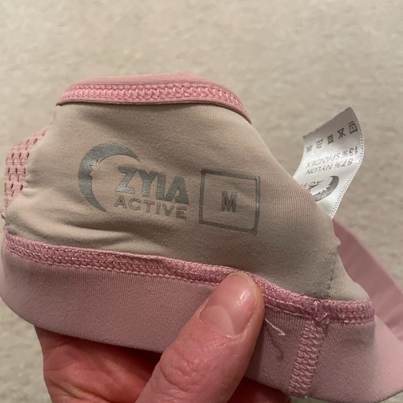 Zyia  Grid Bra - Picture 2 of 3